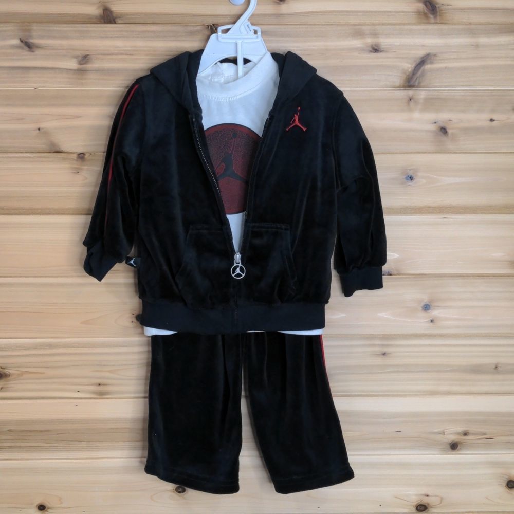 Jordan Black Velour Track Suit with T-Shirt size 24 Month